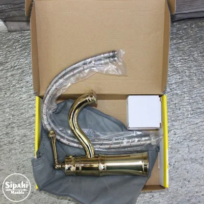 Altın Kaplama Kısa Lavabo Bataryası Altın Kaplama Kısa Lavabo Bataryası
