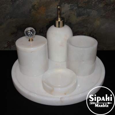 Beyaz Mermer Altın Kristal Aparatlı 5'li Banyo Seti Beyaz Mermer Altın Kristal Aparatlı 5'li Banyo Seti