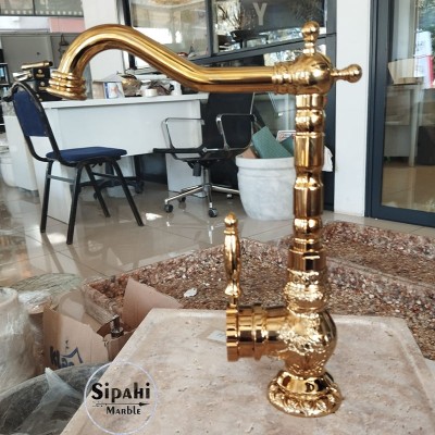 Gold İşlemeli Lavabo Bataryası Gold İşlemeli Lavabo Bataryası