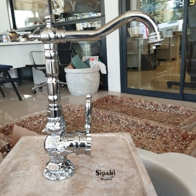 Krom İşlemeli Lavabo Bataryası Krom İşlemeli Lavabo Bataryası