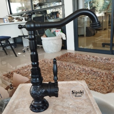 Siyah İşlemeli Kısa Lavabo Bataryası Siyah İşlemeli Kısa Lavabo Bataryası